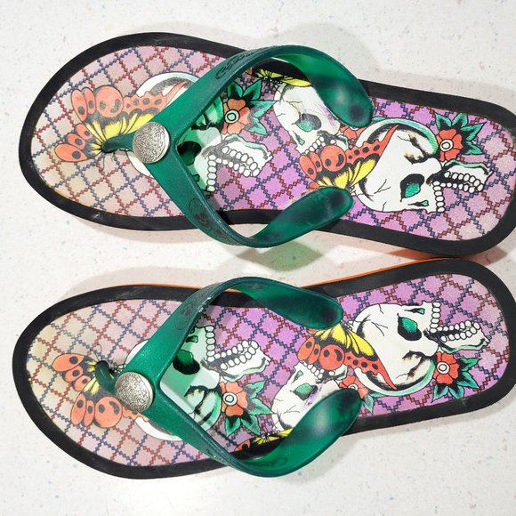 Ed Hardy Flip Flops - Picture 1 of 4